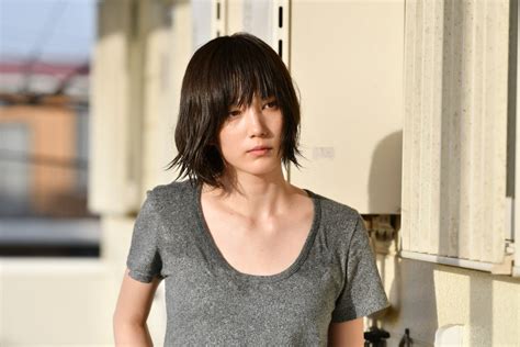 本田翼 【エロ画像74枚！】人気女優のシャワーシーン